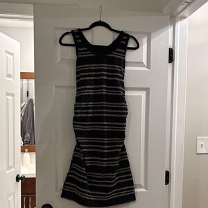 LIZ LANGE MATERNITY BLACK & TAN STRIPED MIDI DRESS